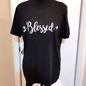 💜5/$25💜 Large T-shirt.